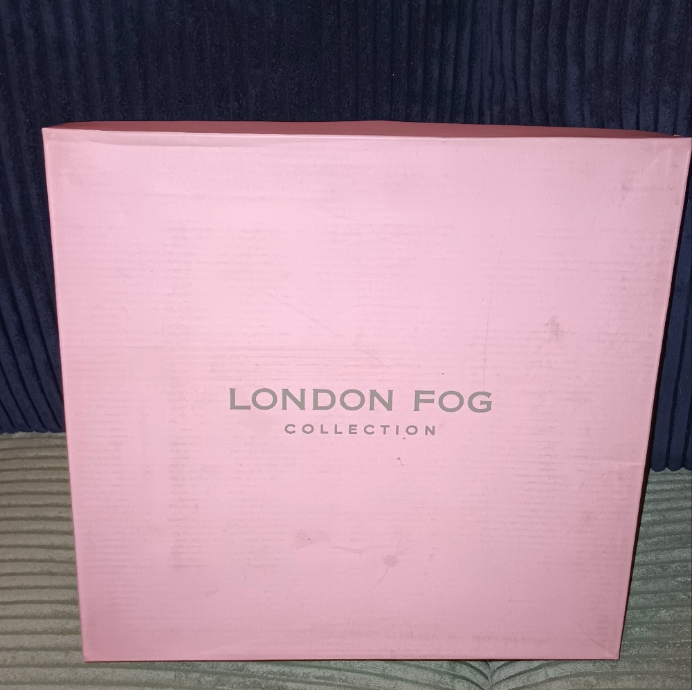 Girls size 3m leather uppers London fog collection
